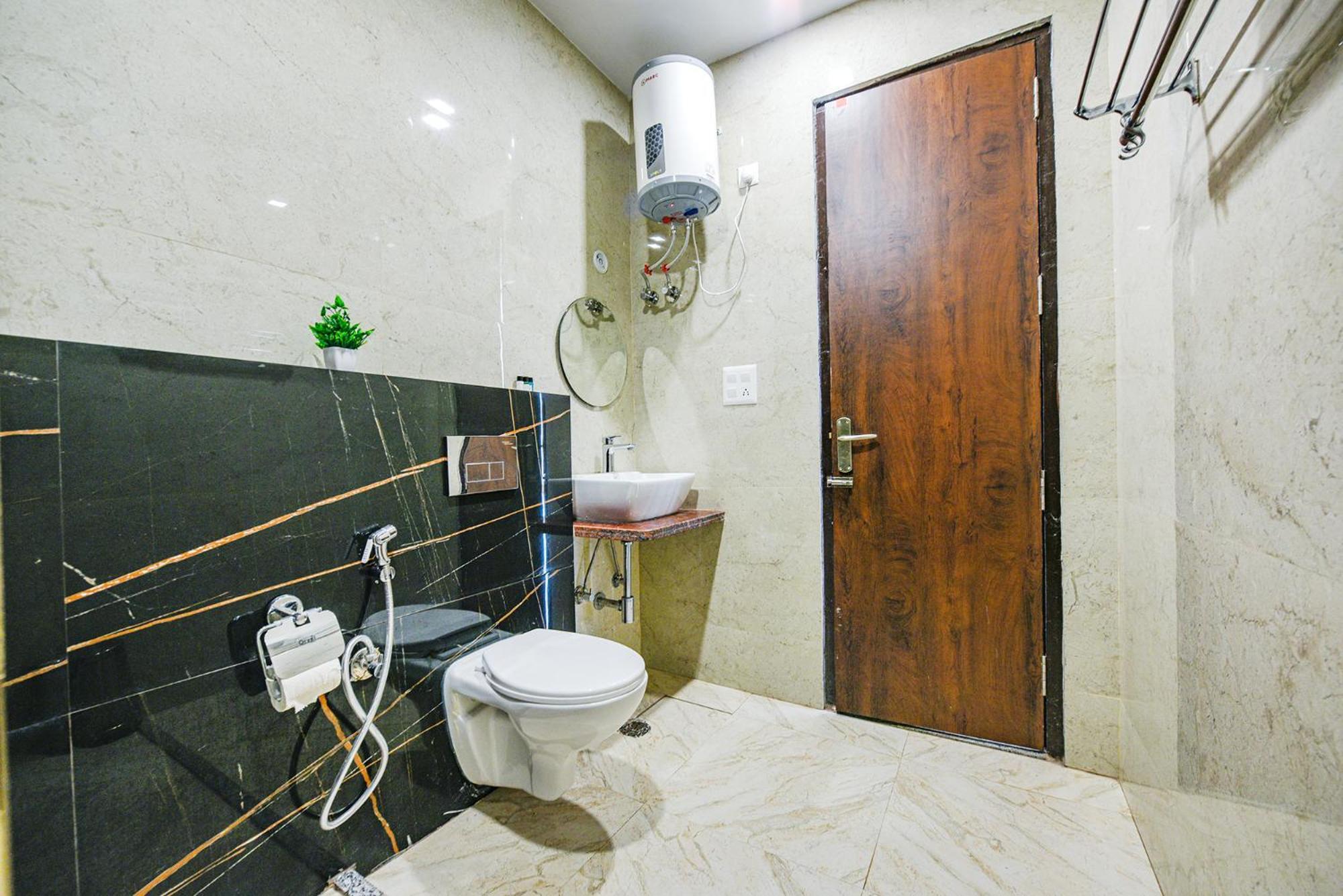Fabhotel Jaswinder Bhawan Haridvár Kültér fotó